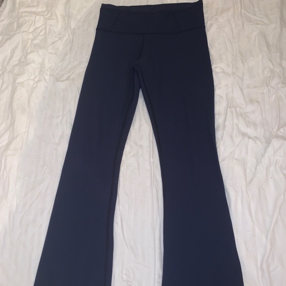 Navy blue lululemon groovy yoga pants - Picture 1 of 3